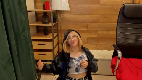 Katrin online show from 12, 1, 2025