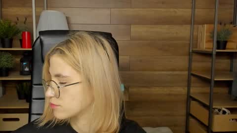 Katrin online show from 23, 1, 2025