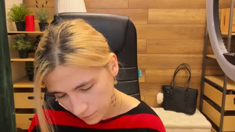 Katrin online show from 27, 1, 2025