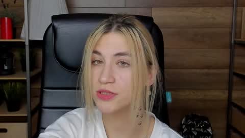 Katrin online show from 1, 2, 2025