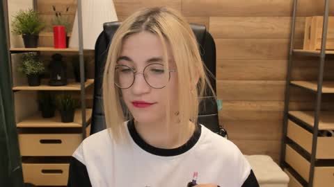 Katrin online show from 3, 2, 2025