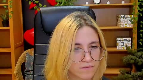 Katrin online show from 24, 2, 2025