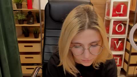 Katrin online show from 28, 2, 2025