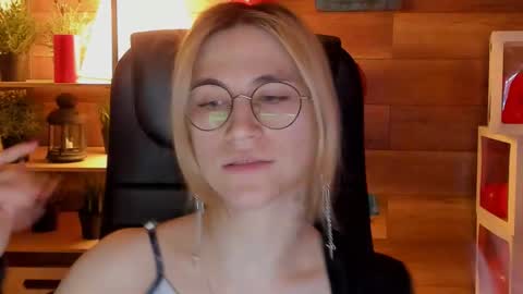 Katrin online show from 9, 3, 2025