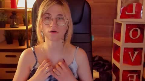 Katrin online show from 9, 3, 2025