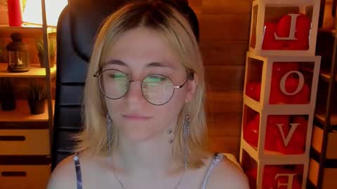 Katrin online show from 9, 3, 2025