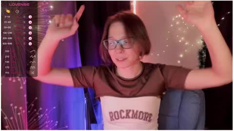 Snapshot of moon__girl chatting on 15, 12, 2024 Roxy online show from 15, 12, 2024