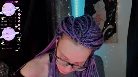 Snapshot of moon__girl chatting on 16, 9, 2025 Roxy online show from 16, 9, 2025