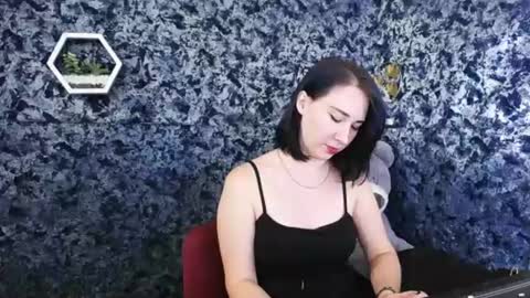 Snapshot of moon_foxy_ chatting on 2, 7, 2026 Diana online show from 2, 7, 2026