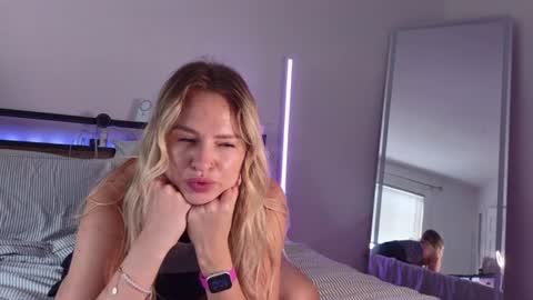 moon_light_girl online show from 20, 7, 2026