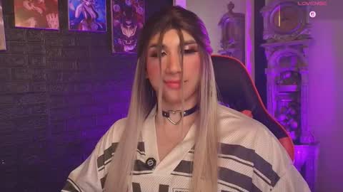 moon_nia online show from 13, 5, 2026