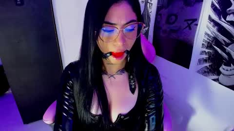 MOON online show from 4, 1, 2025