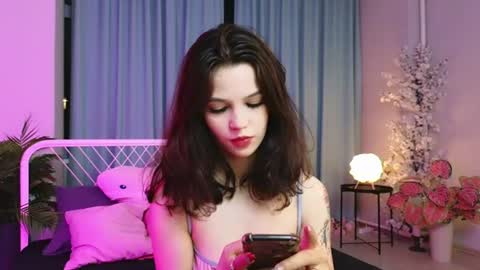 Snapshot of moonberry_yi chatting on 20, 7, 2026 VIPER online show from 20, 7, 2026