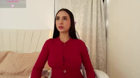 Snapshot of moonbrunettee chatting on 25, 11, 2025 moonbrunettee online show from 25, 11, 2025