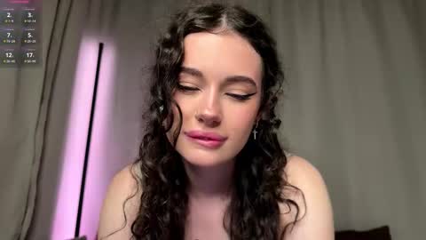 moonfaairy online show from 26, 3, 2026