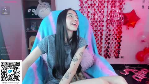 MOON  online show from 2, 3, 2025