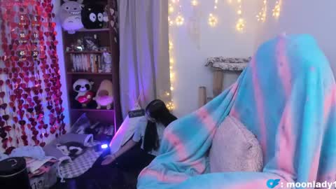 MOON  online show from 29, 4, 2026