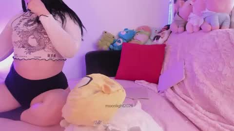 Snapshot of moonliight__ chatting on 19, 5, 2026 moonliight__ online show from 19, 5, 2026