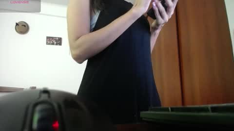 moonlunita online show from 10, 2, 2026