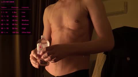 Snapshot of moonsire chatting on 5, 2, 2026 Moonsire online show from 5, 2, 2026