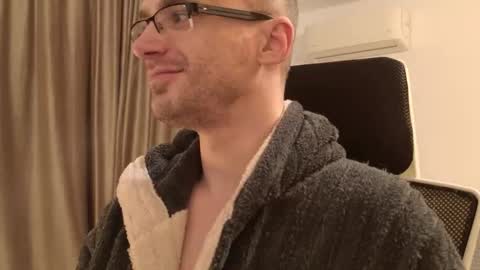 Snapshot of moonsire chatting on 8, 2, 2026 Moonsire online show from 8, 2, 2026