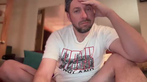 Snapshot of moony__ chatting on 12, 1, 2025 Moon online show from 12, 1, 2025