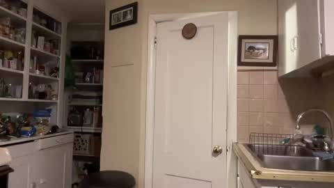 Snapshot of moony__ chatting on 4, 3, 2025 Moon online show from 4, 3, 2025