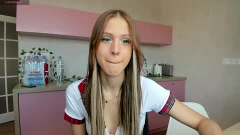 moony_light online show from 18, 5, 2026