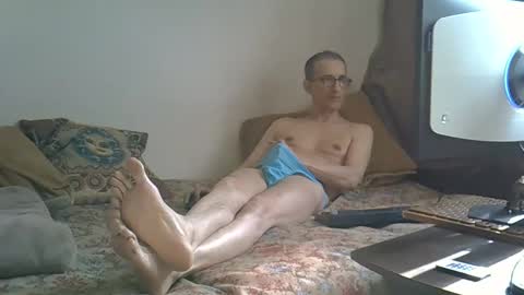 Snapshot of moovurey16 chatting on 11, 4, 2026 Alex online show from 11, 4, 2026