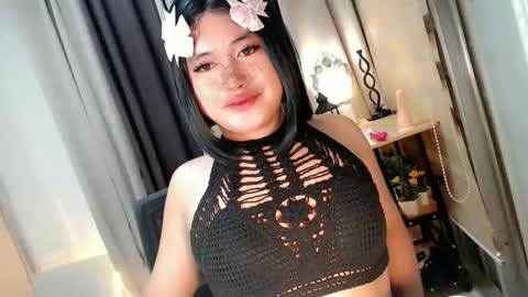 Snapshot of morenaaries12 chatting on 17, 10, 2025 MIA online show from 17, 10, 2025