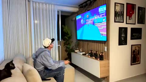   online show from 21, 10, 2025