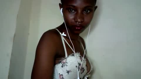 morgane_69 online show from 4, 6, 2026