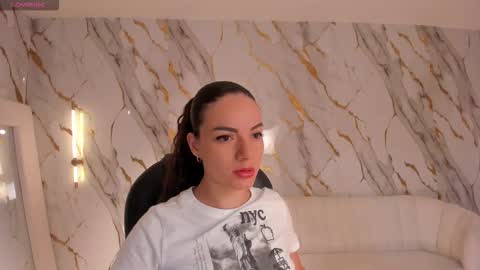 Morgan Hicks online show from 12, 1, 2026