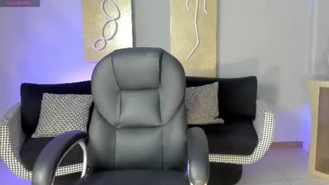 Morgan Hicks online show from 11, 7, 2026