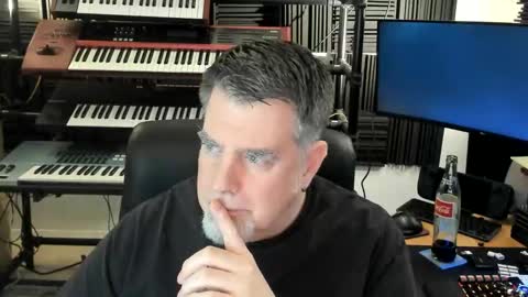 Snapshot of mostly_unbothered chatting on 11, 1, 2026 mostly_unbothered online show from 11, 1, 2026