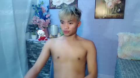 mostwantedtwink online show from 6, 5, 2026