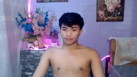 mostwantedtwink online show from 12, 7, 2026