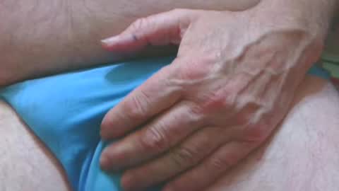 Snapshot of moth12 chatting on 7, 3, 2025 moth12 online show from 7, 3, 2025