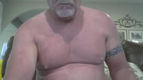 Snapshot of motorguy08 chatting on 18, 9, 2025 motorguy08 online show from 18, 9, 2025