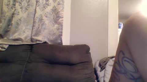 Snapshot of mr8plus chatting on 1, 10, 2025 Mr8 online show from 1, 10, 2025