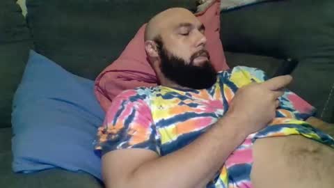 Snapshot of mr8plus chatting on 8, 11, 2025 Mr8 online show from 8, 11, 2025