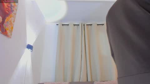    online show from 14, 4, 2026