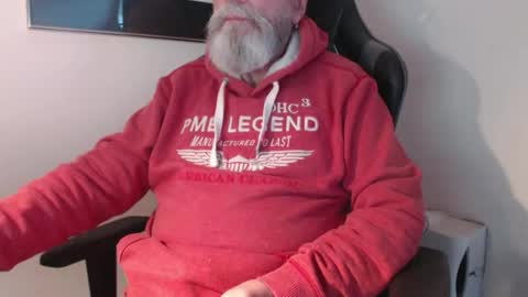 mr_boombastic2021 online show from 1, 12, 2025