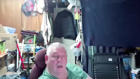 mr_canoe_licker_69 online show from 28, 12, 2024