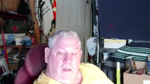 mr_canoe_licker_69 online show from 19, 1, 2025