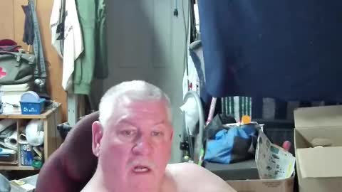 mr_canoe_licker_69 online show from 26, 2, 2025
