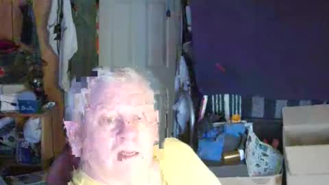 mr_canoe_licker_69 online show from 27, 2, 2025