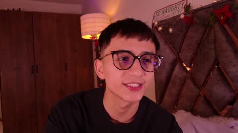 Mr Evans online show from 6, 12, 2024