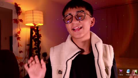 Mr Evans online show from 4, 2, 2025