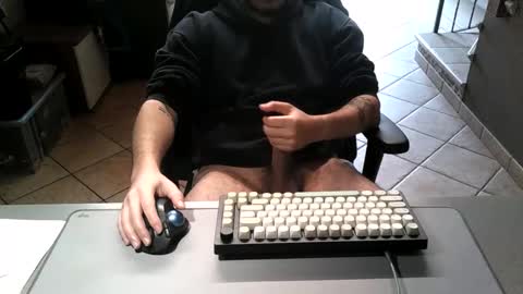 Snapshot of mr_kaa chatting on 14, 4, 2026 mr_kaa online show from 14, 4, 2026